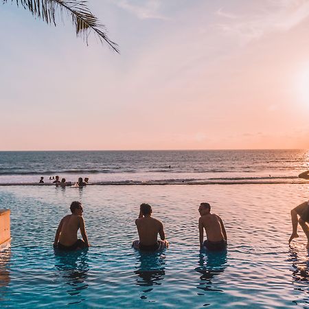 Lv8 Resort Hotel Canggu Zewnętrze zdjęcie